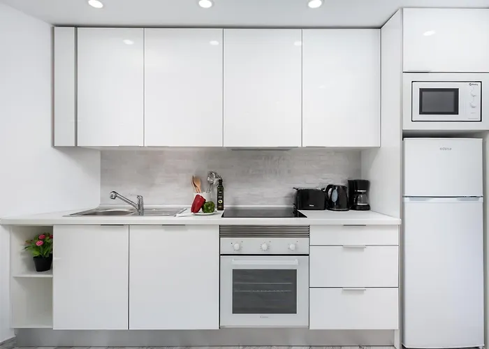 10d. Enchanting In Americas